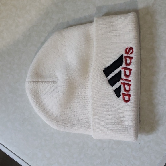 Adidas brand hat Gently‎ worn - Picture 1 of 8